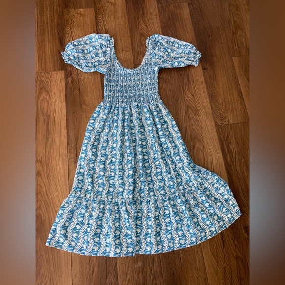 Hill House Dresses & Skirts - Hill House Blue and White Smocked Puff-Sleeve Midi Dress